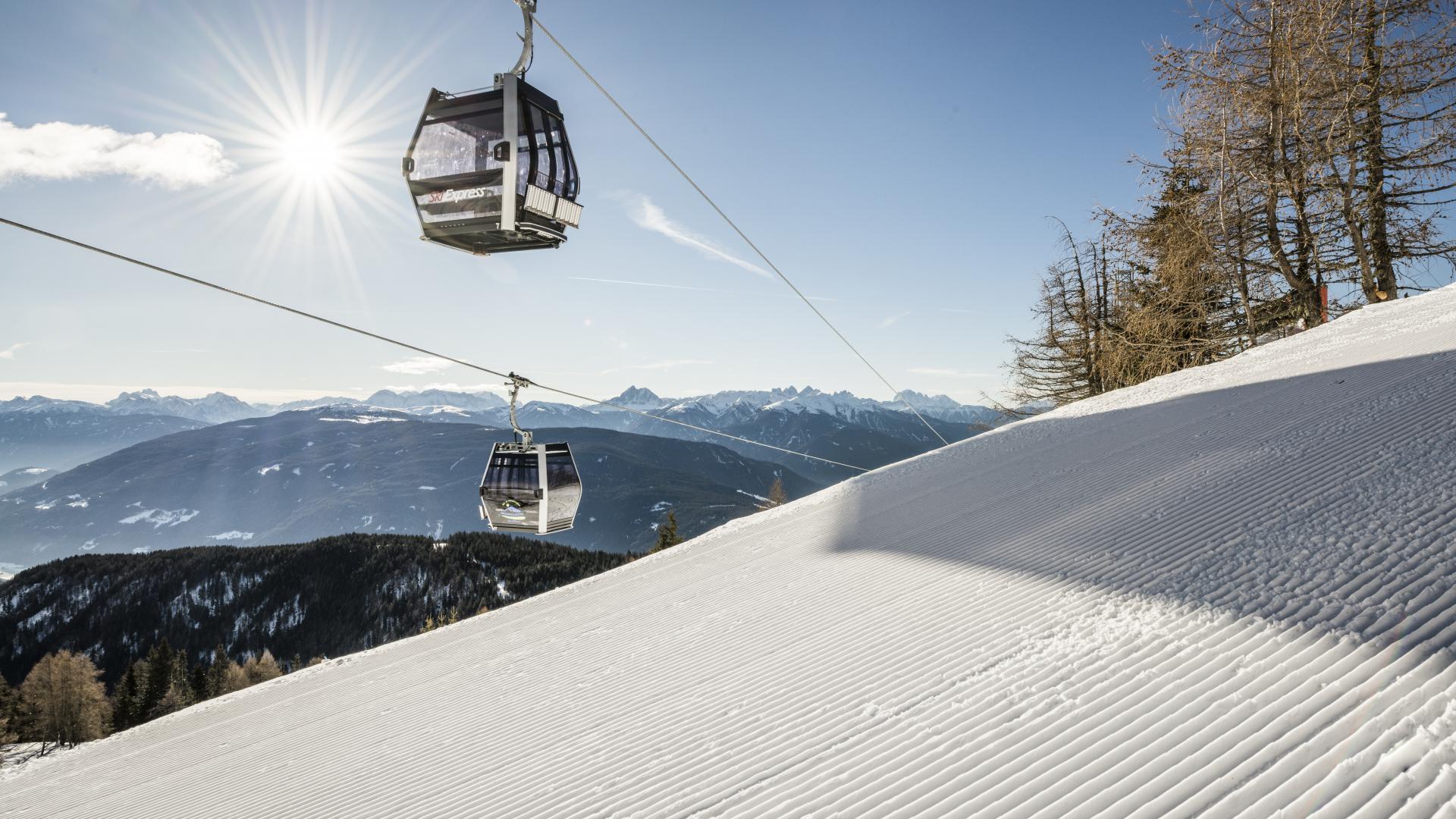 ski-express-6_40254249173_o_2.jpg